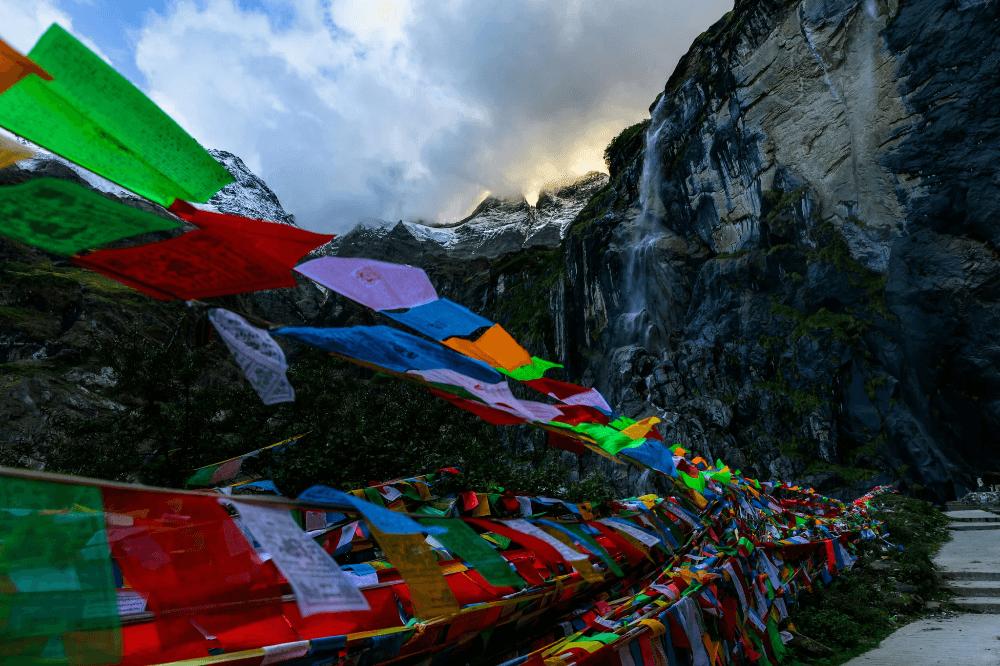 Vibrant marketplace showcasing handicrafts by tibetan people