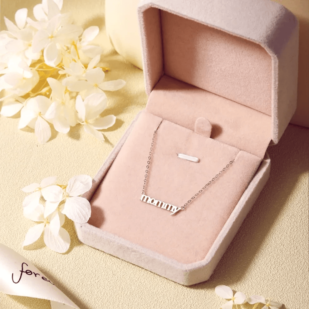 mother's day jewelry personalized necklace showcasing birthstones