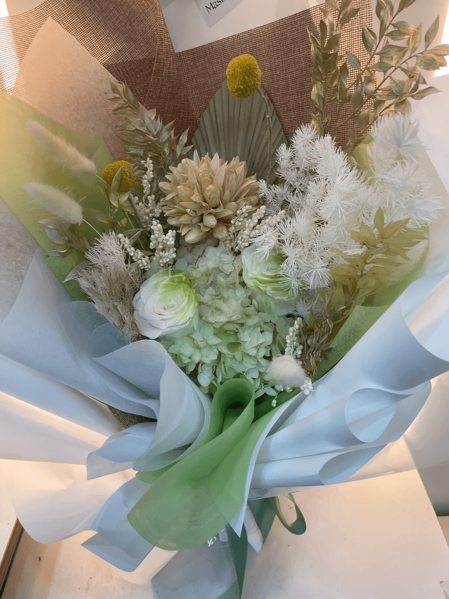 Beautiful september birth flower australia bouquet showcasing vibrant asters.