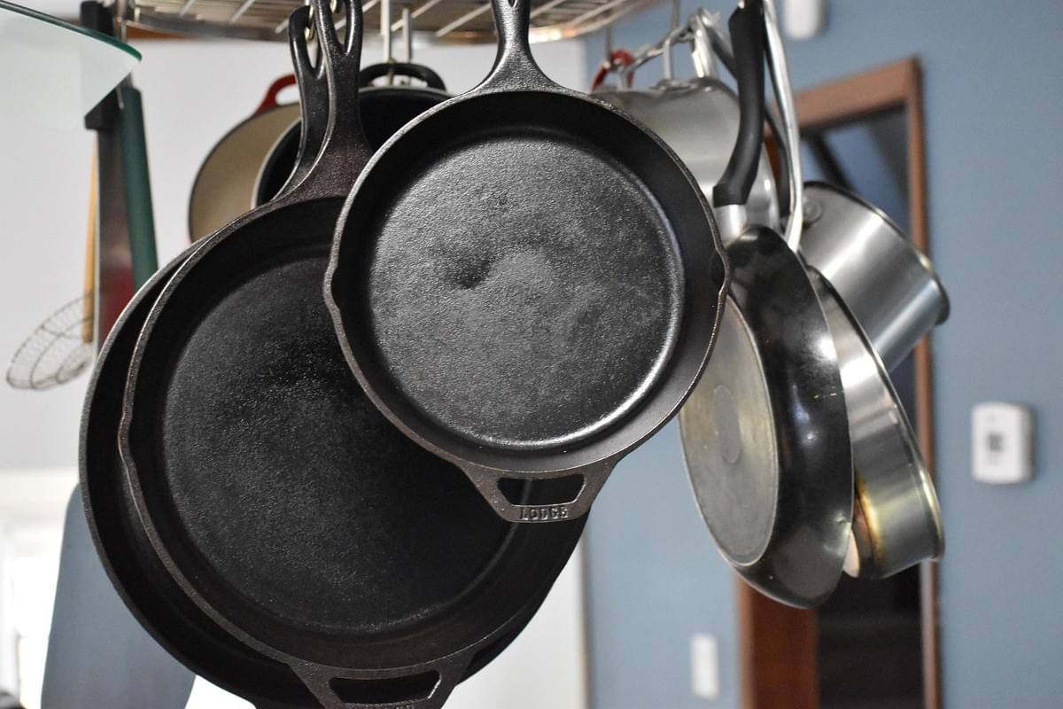 Cast Iron Cookware Defects related image showing even heat distribution