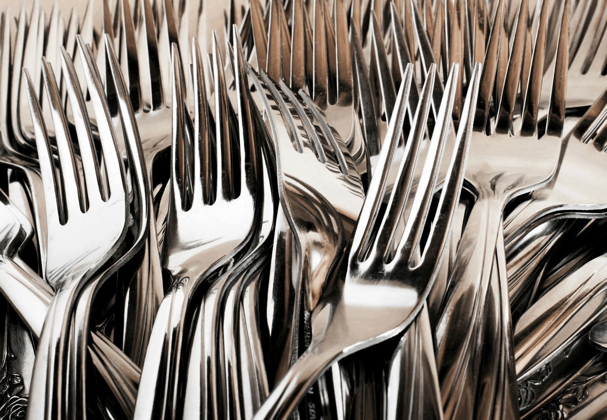 Metal Cutlery Quality Control ensures flawless finishes
