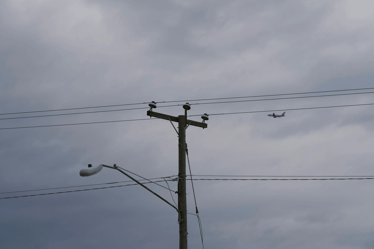 marker ball enhancing safety on power lines