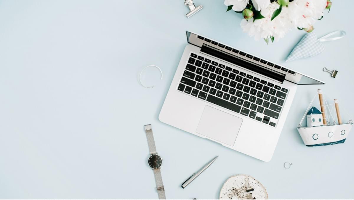 Felicidade ao Blogar: Descubra a Plataforma de Blog Gratuita Perfeita para Compartilhar Suas Histórias