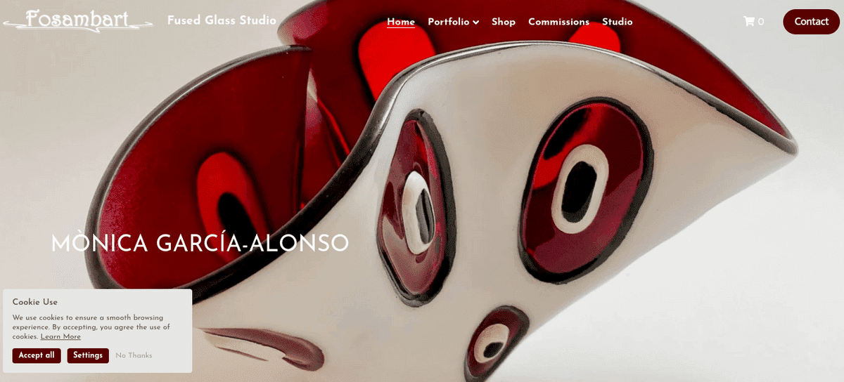 Apoie os negócios locais - Cliente impressionante usando modelo para vender arte em vidro