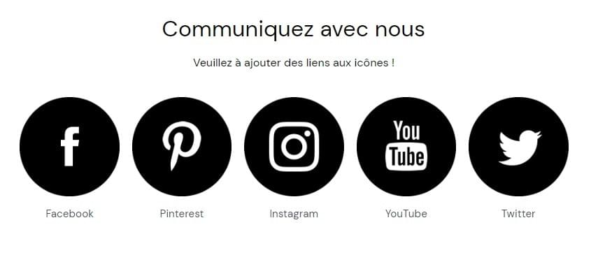 Intégration Réseaux Sociaux avec Domaine Gratuit Strikingly