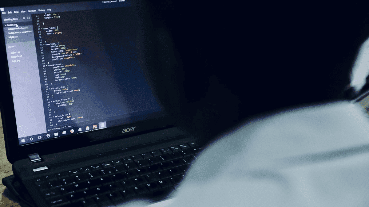 Compétences Essentielles Que Tout Développeur Web Devrait Maîtriser en 2024