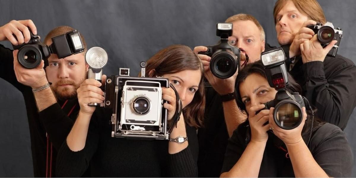 Plusieurs photographes sur une photo