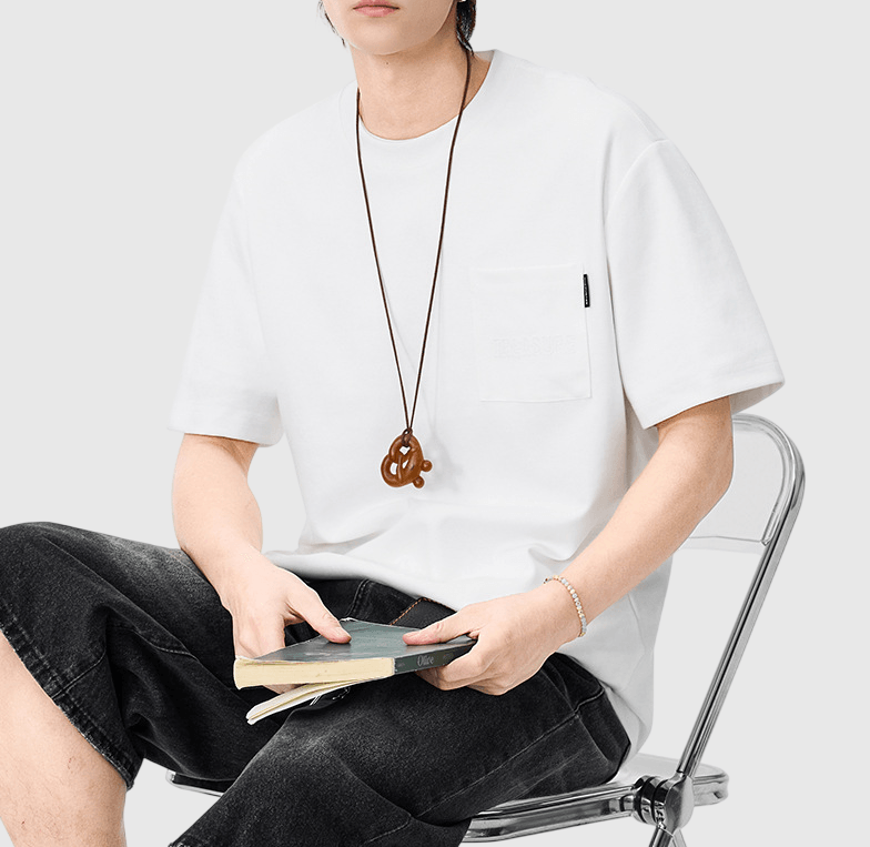 日系基礎前袋同色系文字刺繡 短袖 T-Shirt [SBT-1542]