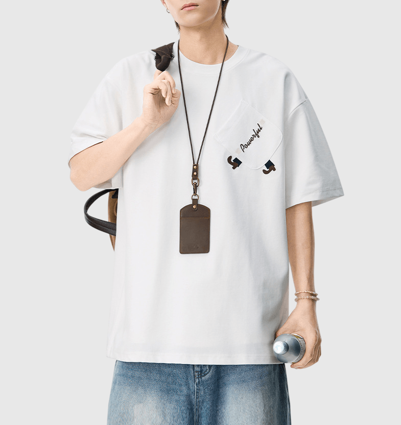 斜前袋趣味細圖案文字刺繡 短袖 T-Shirt [SBT-1505]