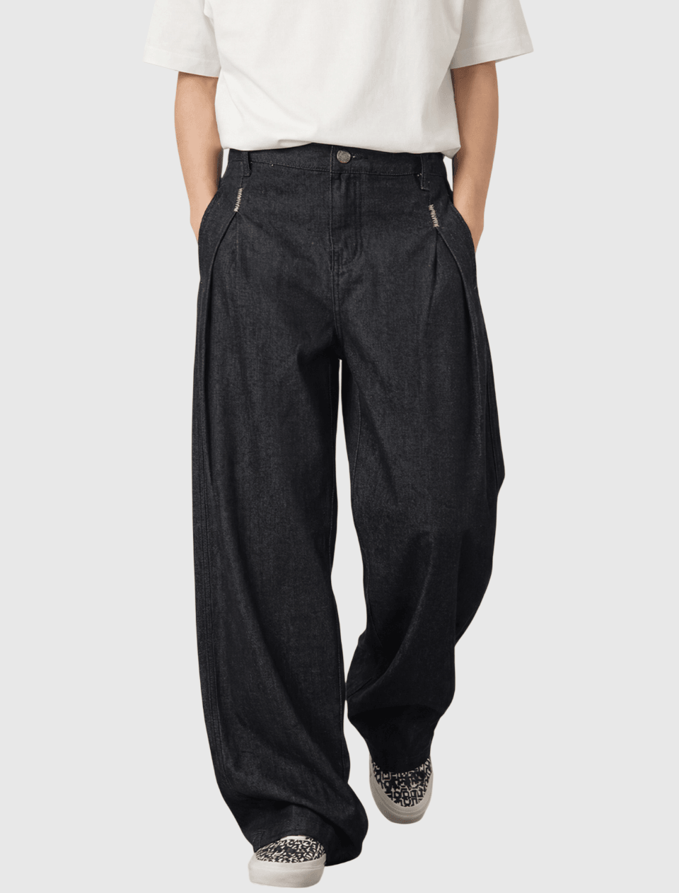 日系縫線刺繡層次褶皺設計 闊腳直筒原色牛仔長褲 [SBP-1196]