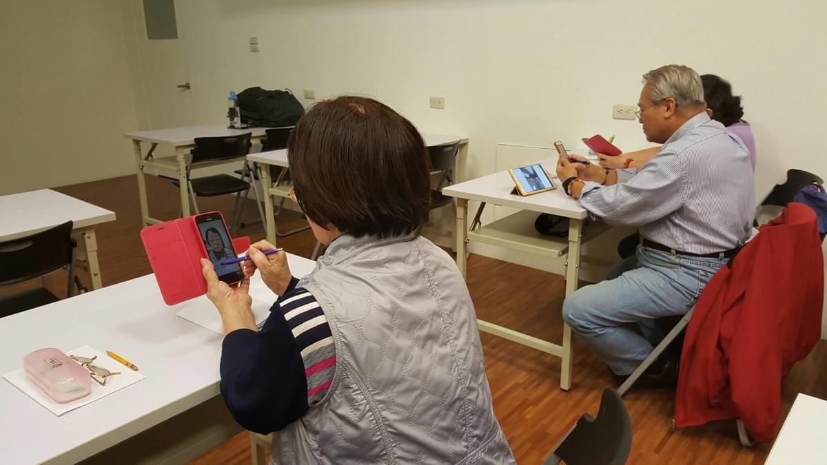 熟齡長者手機教學活動現場照片20171127