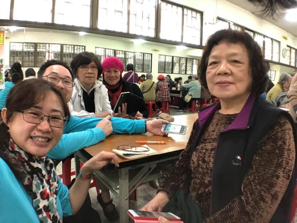 智樂活銀髮熟齡長者手機教學活動現場照片20180119