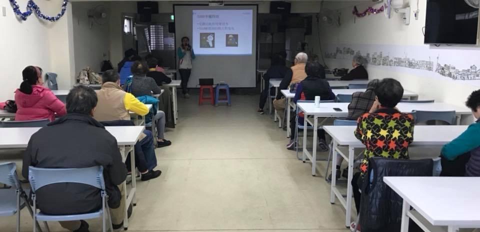 智樂活銀髮熟齡長者手機教學活動現場照片20180127