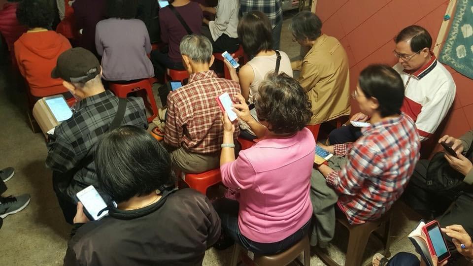 智樂活銀髮熟齡長者手機教學活動現場照片20180316