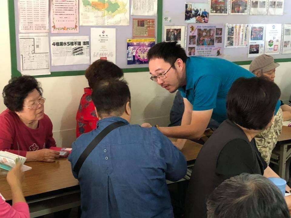 智樂活銀髮熟齡長者手機教學活動現場照片20180330