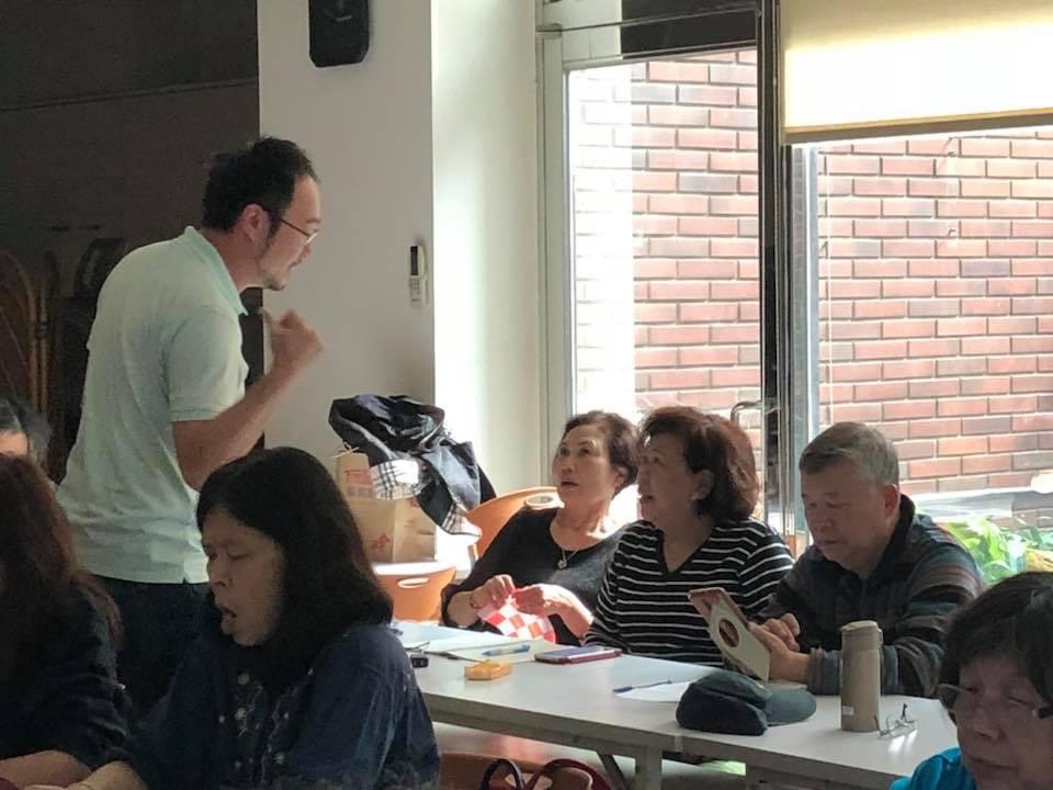 智樂活銀髮熟齡長者手機教學活動現場照片20180326