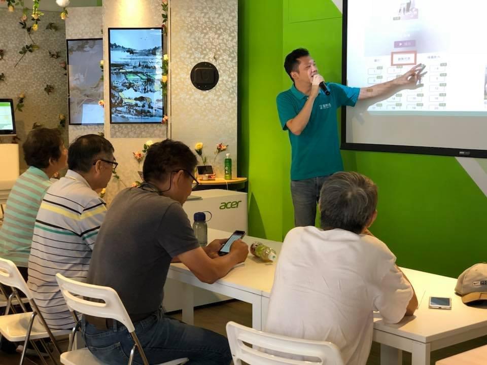 智樂活銀髮熟齡長者手機教學活動現場照片20180717