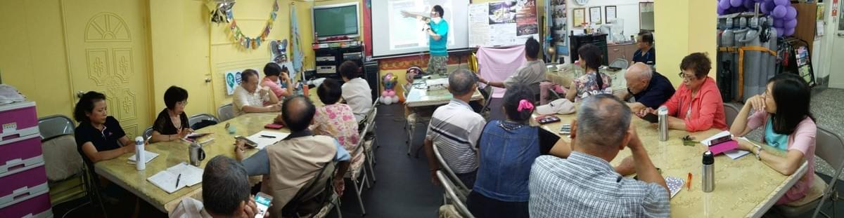 智樂活銀髮熟齡長者手機教學活動現場照片20180723