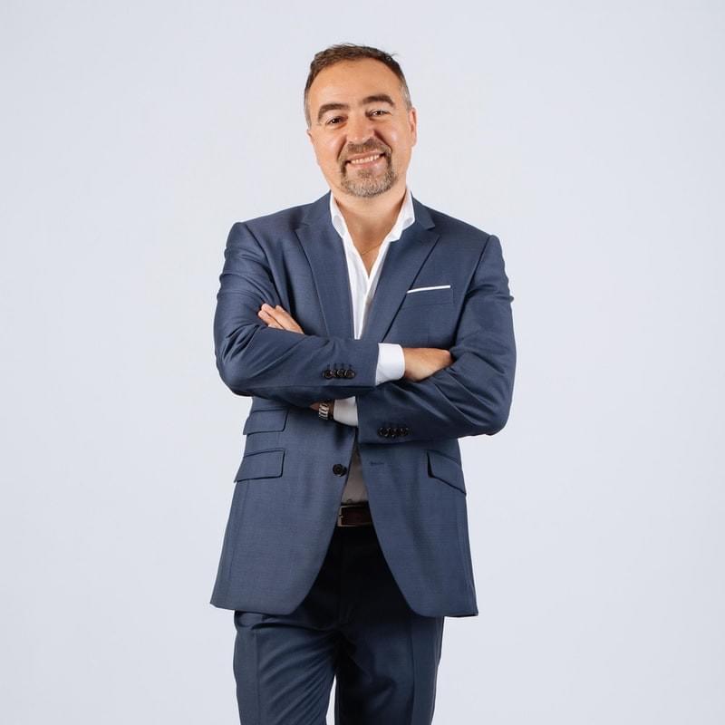 Xavier Cartron / Robinetterie THG Tunisie / Robinetterie de luxe Tunisie / THG Tunisie / Salle de bain THG Tunisie 