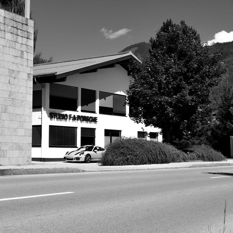 Robinetterie THG Tunisie / Robinetterie de luxe Tunisie / THG Tunisie / Salle de bain THG Tunisie  / Studio Porsche