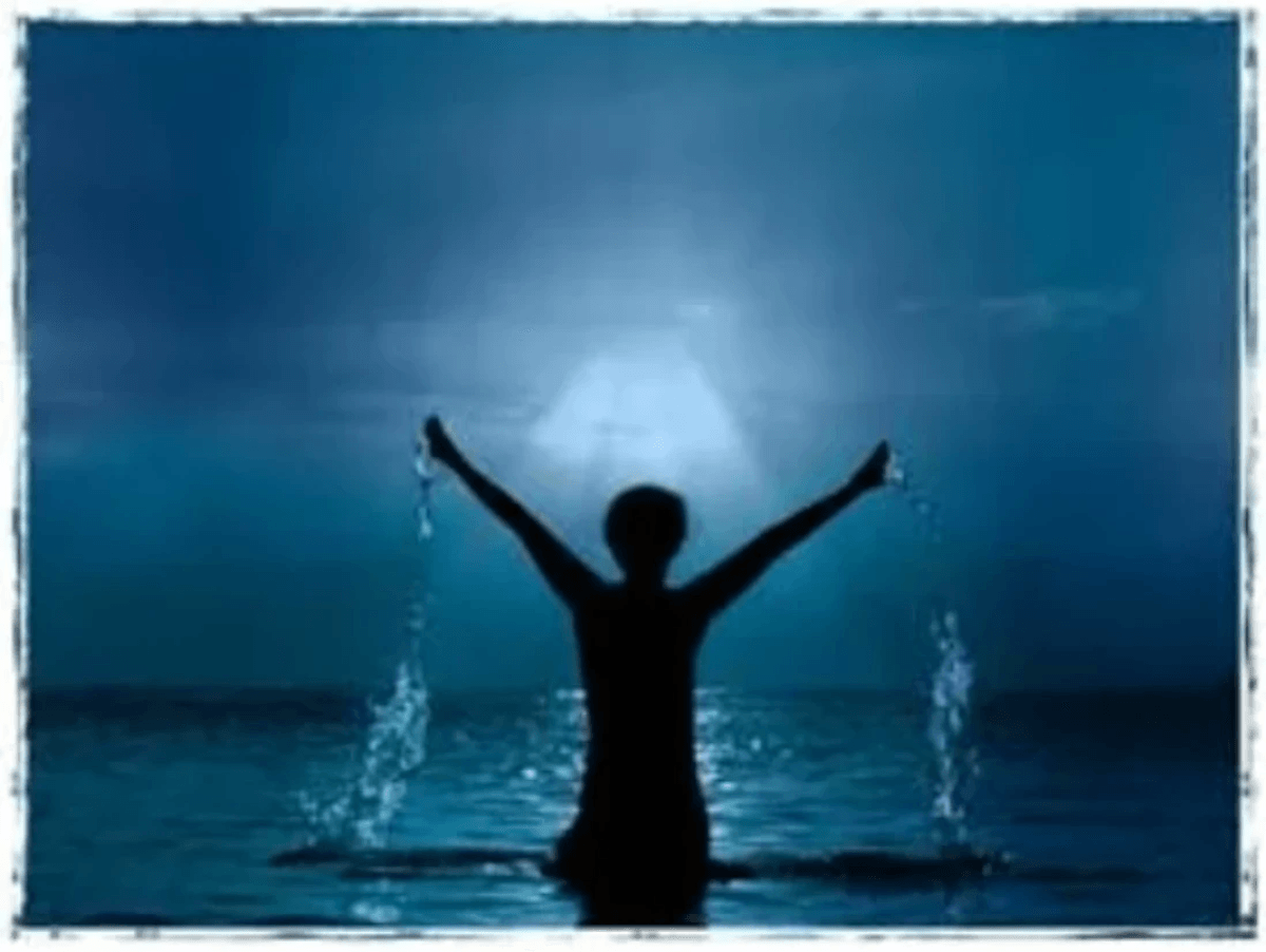 Self-image arising from the Ocean of consciousness