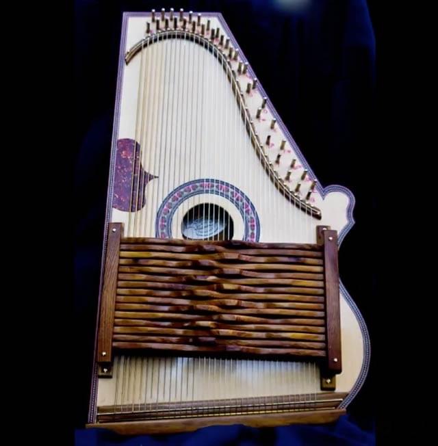 AUTOHARPS Stringed Instrument Division Peter Barberio's Lutherie on