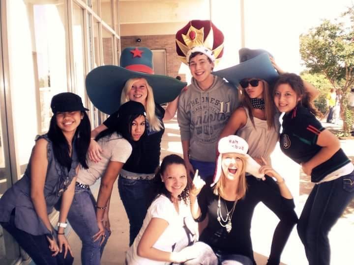 LEÀRNING a language, MEETING new people, DISCOVERING a New culture