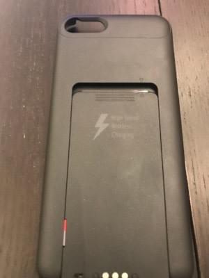 霹靂炫的是他有一個很帥的設計工藝處又正常的外表，很輕35g，我用的是64G記憶卡，聽說最高支援2TG，這樣才能稱作iPhone D槽，從此我的iPhone D槽隨身帶著走，我的後宮佳麗們也都隨時陪著我