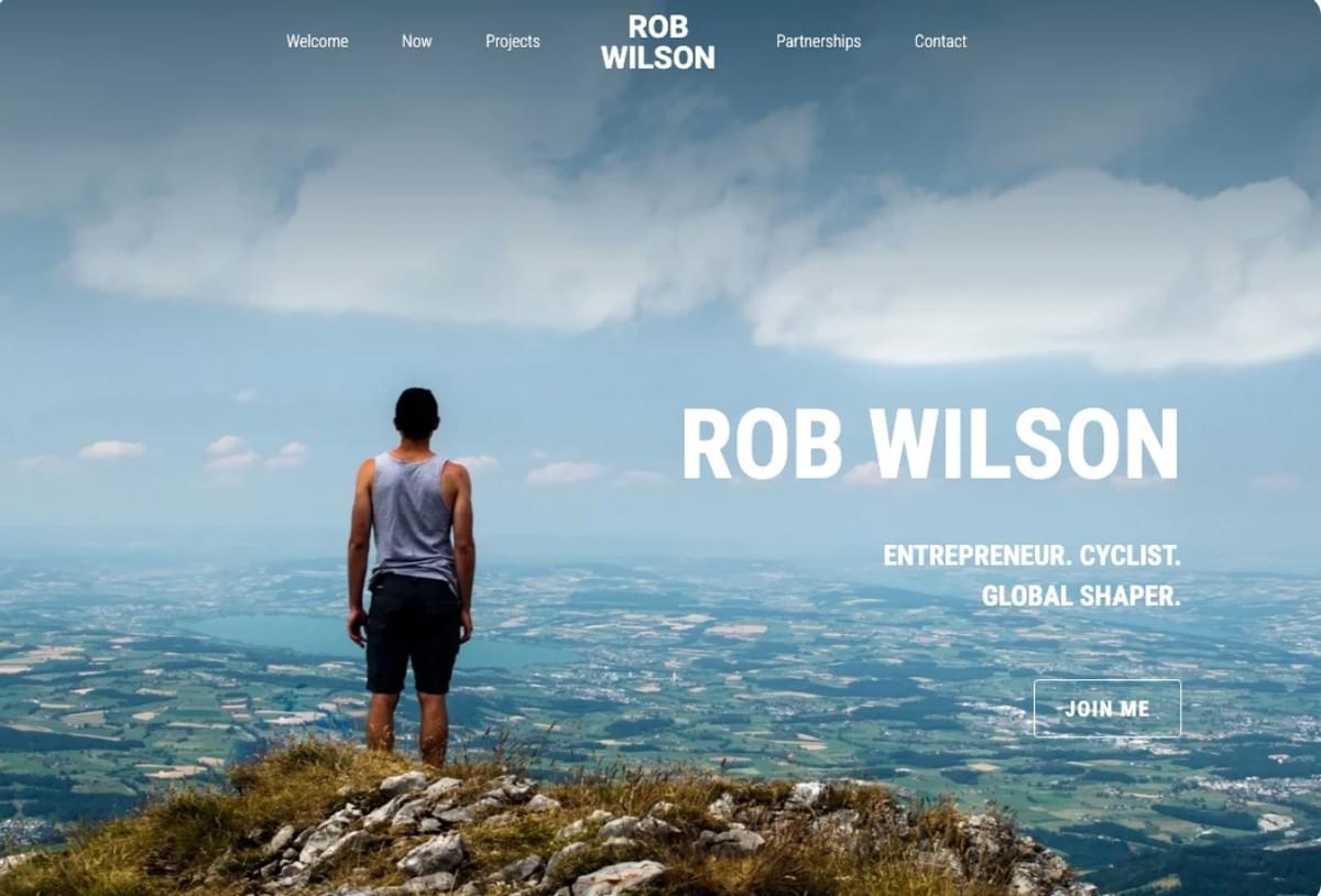 Liderando pelo Exemplo: Modelo Brilhante da Strikingly