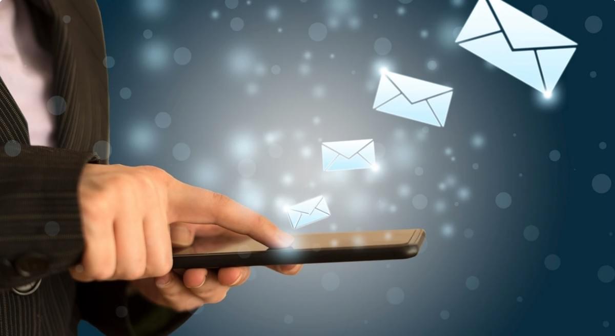 Criar um Email Profissional: Dicas e Exemplos para 2024