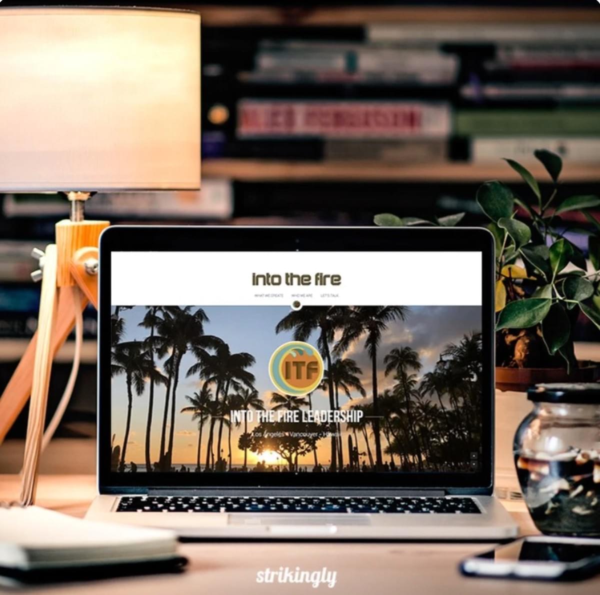 Design de Sites da Strikingly