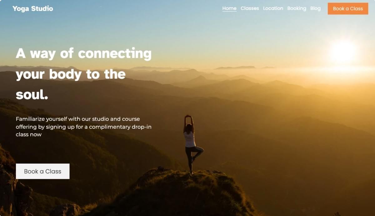 Yoga Studio Sjabloon van Strikingly