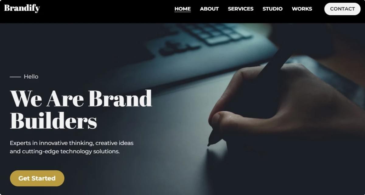 Brandify-mall från Strikingly