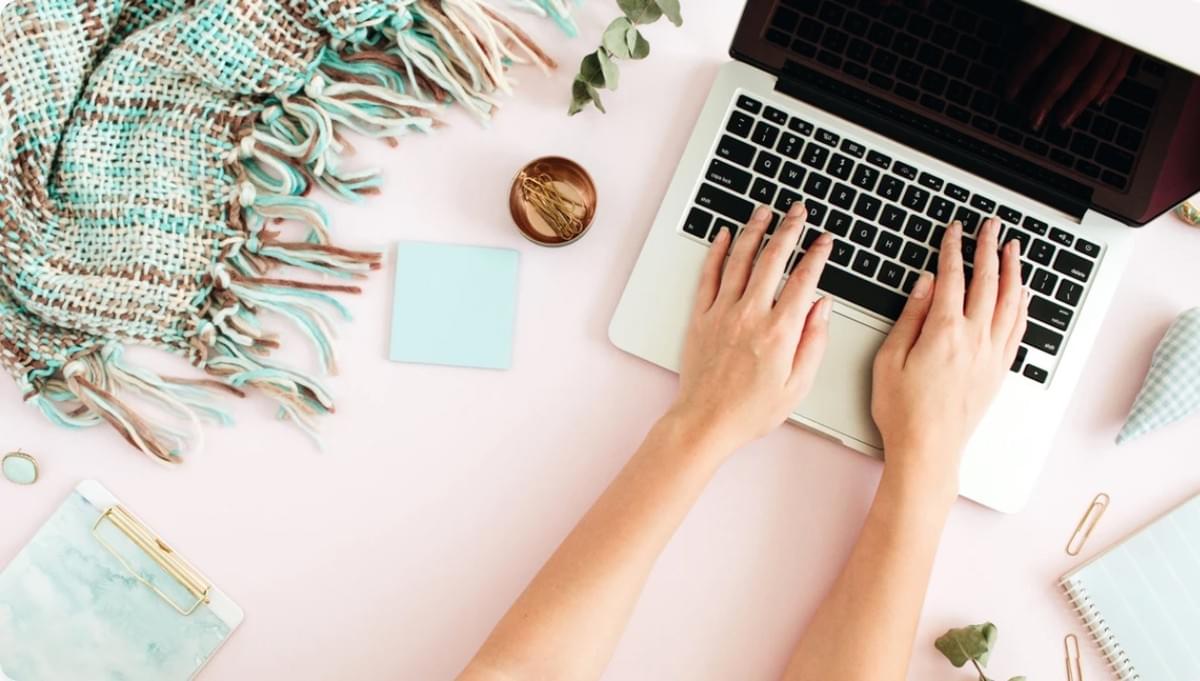 Inicie um Blog Lucrativo com Strikingly: Maximizando a Receita com Estratégias Eficazes