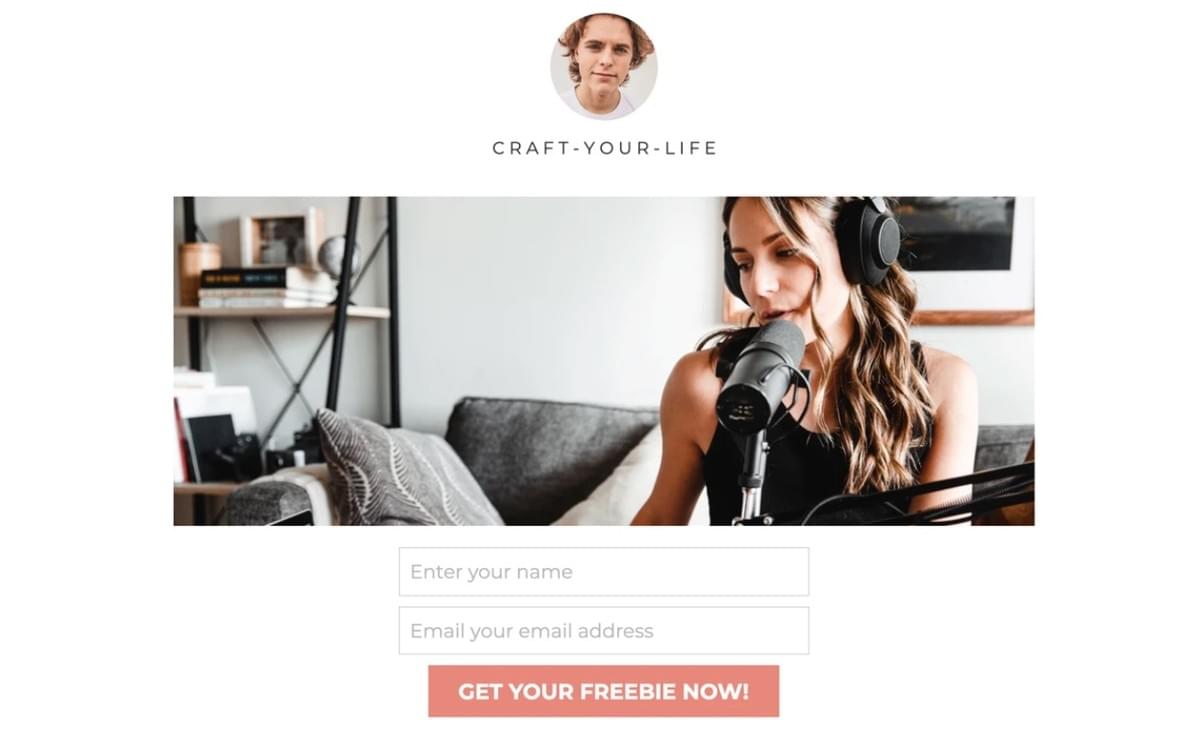 Obtenha Seu Brinde Modelo de Site da Strikingly