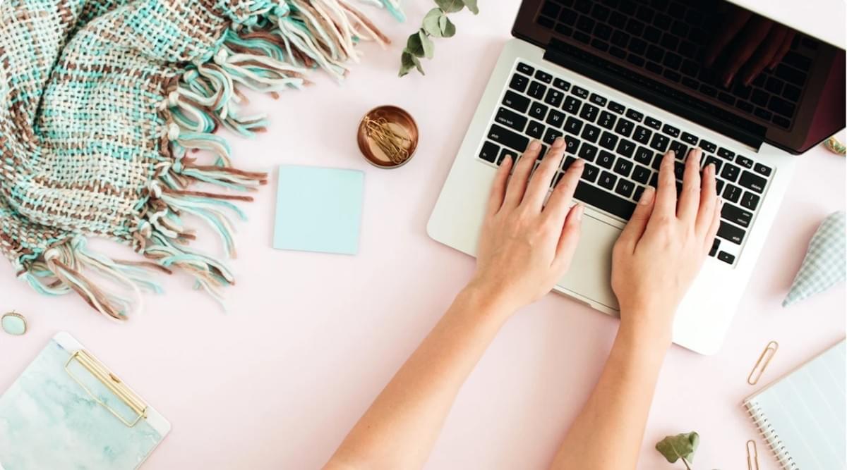 Begin een winstgevend blog met Strikingly: Maximaliseer inkomsten met effectieve strategieën