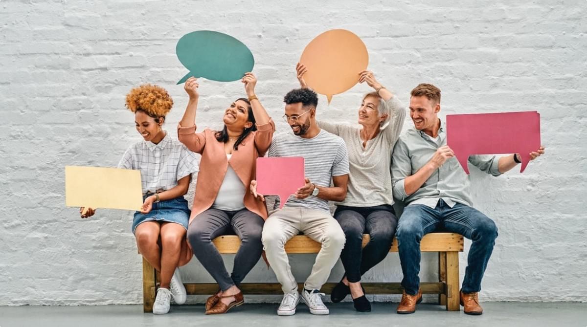 Voorbij de Buzzwords: Creëren van een Merkstem die Resonantie Vindt