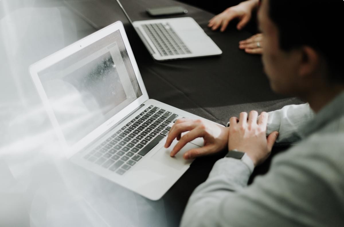 Hoe een Professioneel E-mailadres Opvallend Te Maken