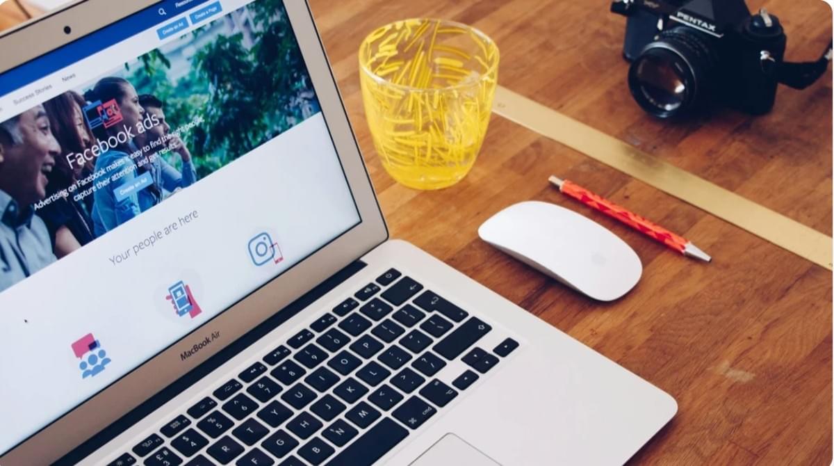 domine os anúncios de leads do Facebook com os sites Strikingly