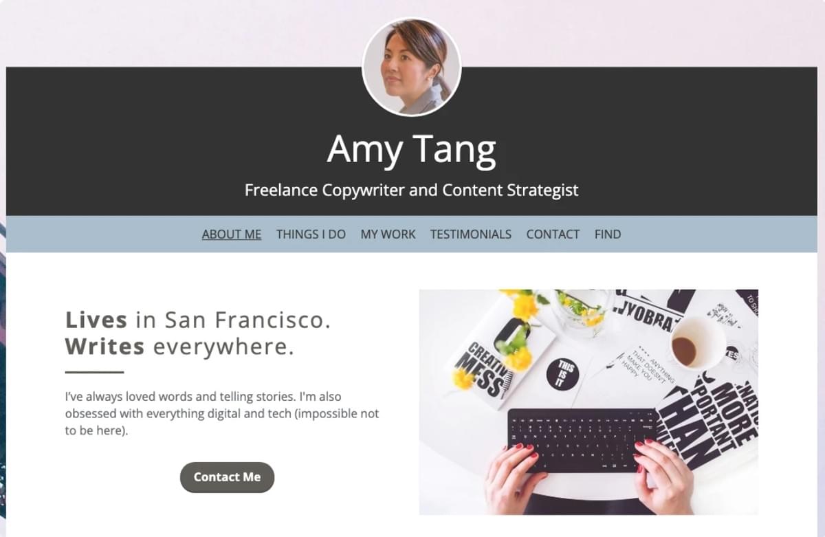 Template de Perfil do Strikingly