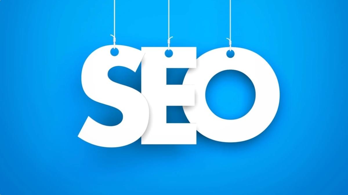 Melhores Práticas de SEO com a Strikingly: Diretrizes Essenciais para o Sucesso