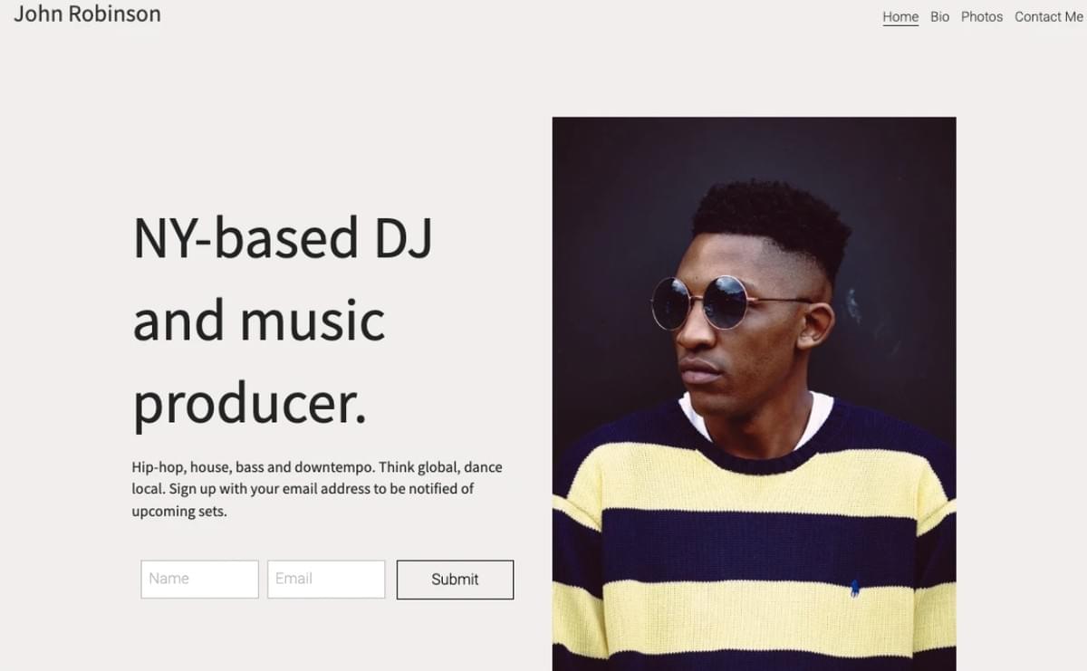 DJ Sjabloon van Strikingly
