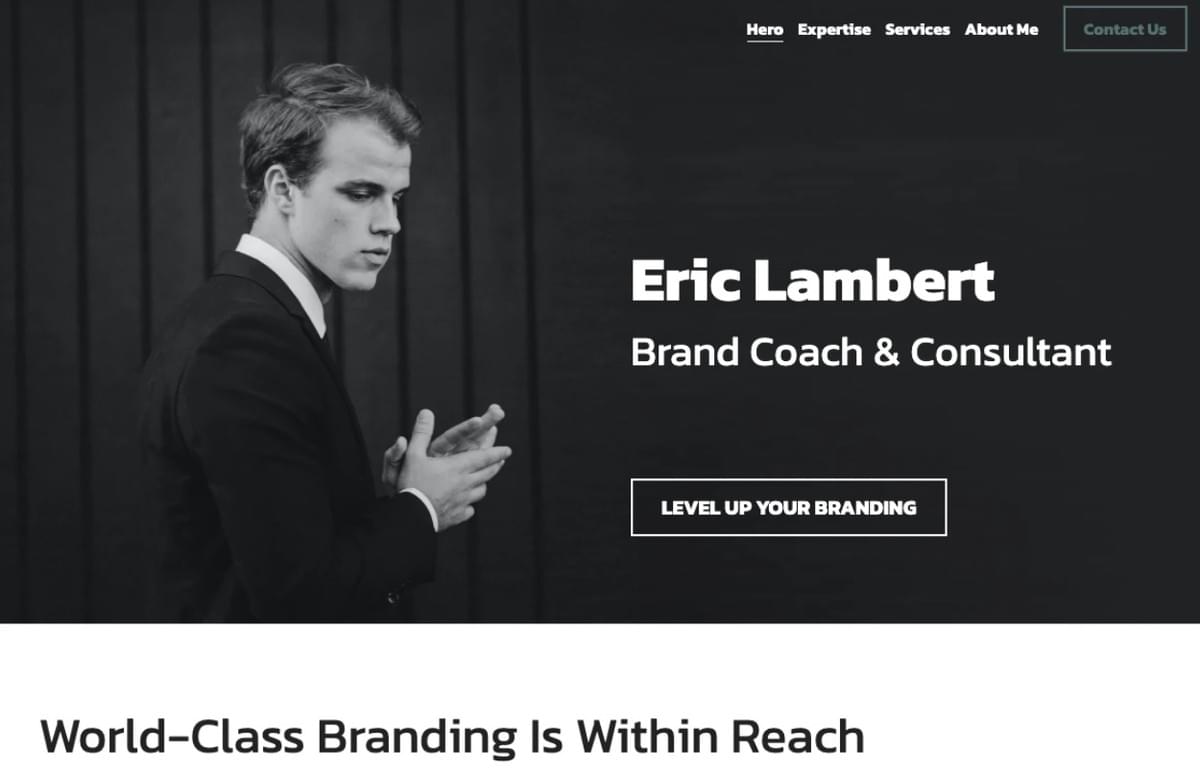 Brand Coach-sjabloon van Strikingly