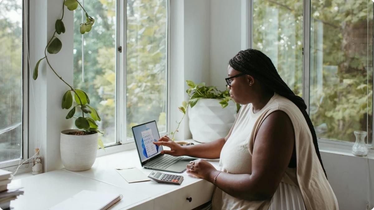 conheça ideias de blogs de negócios com Strikingly