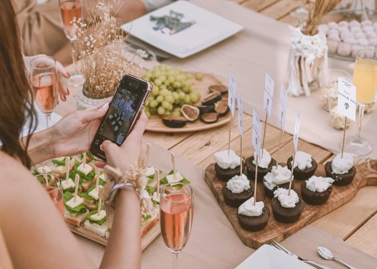 De Seguidores a Fãs: Aproveitando o Poder das Influenciadoras de Marca