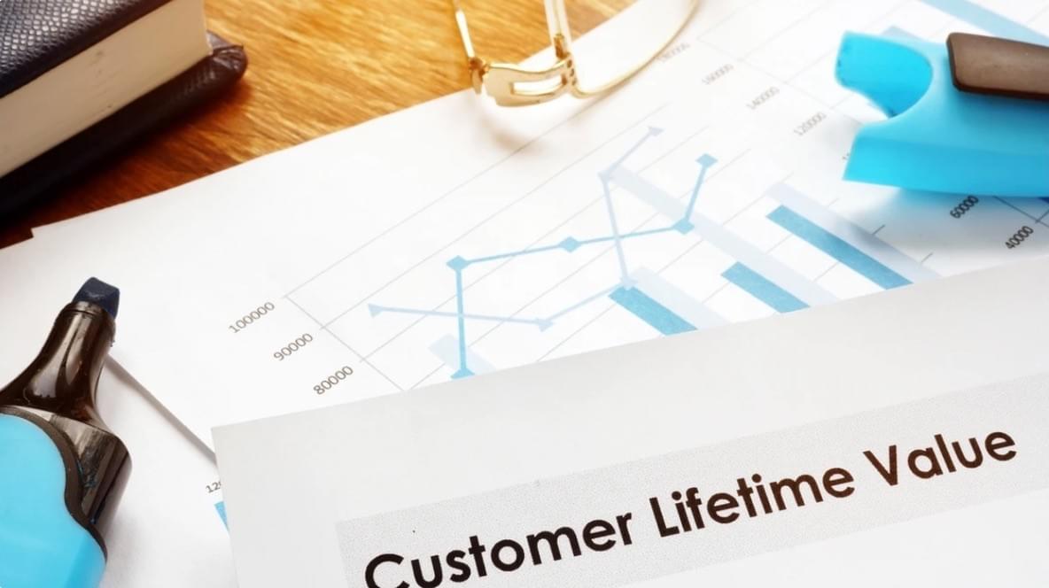 Strategieën om de klantwaarde gedurende de gehele klantlevensduur te maximaliseren