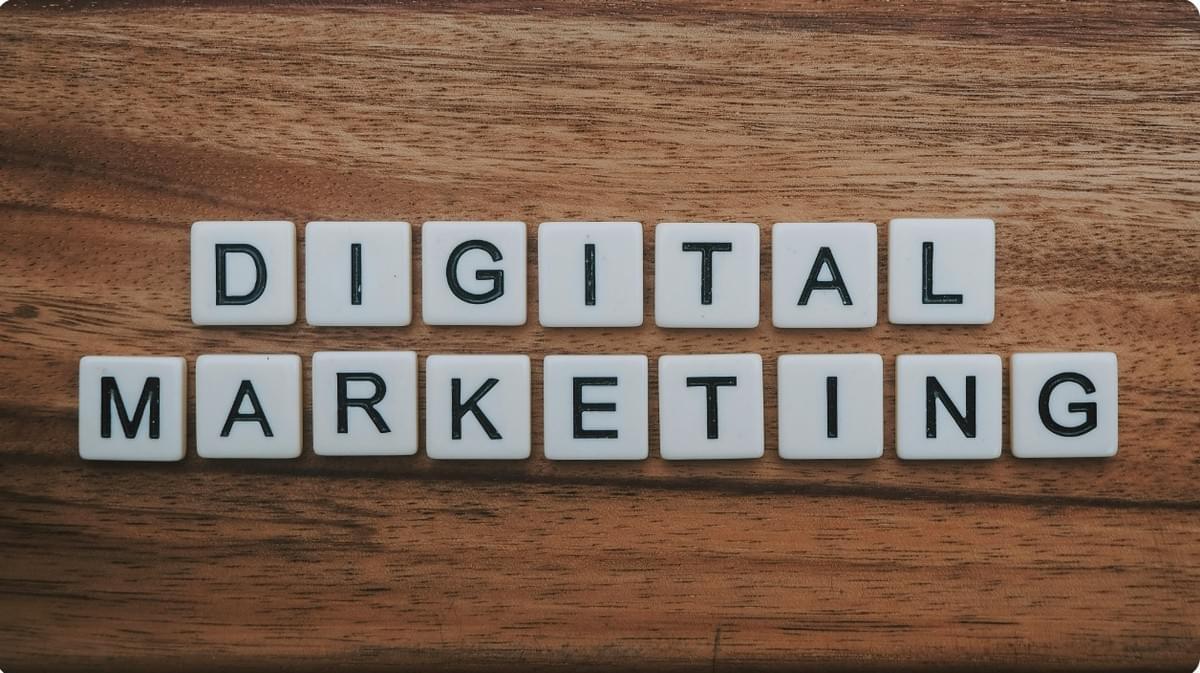 Los Digitale Marketing Fouten op met Strikingly
