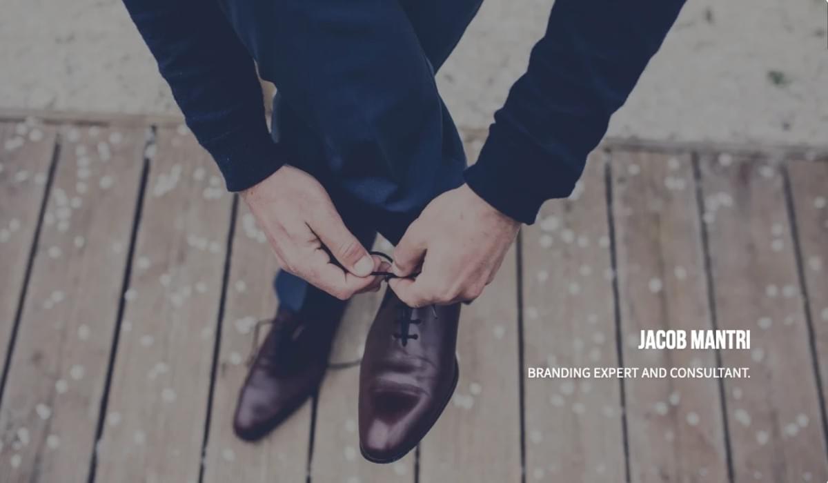 Perspectief Sjabloon van Strikingly