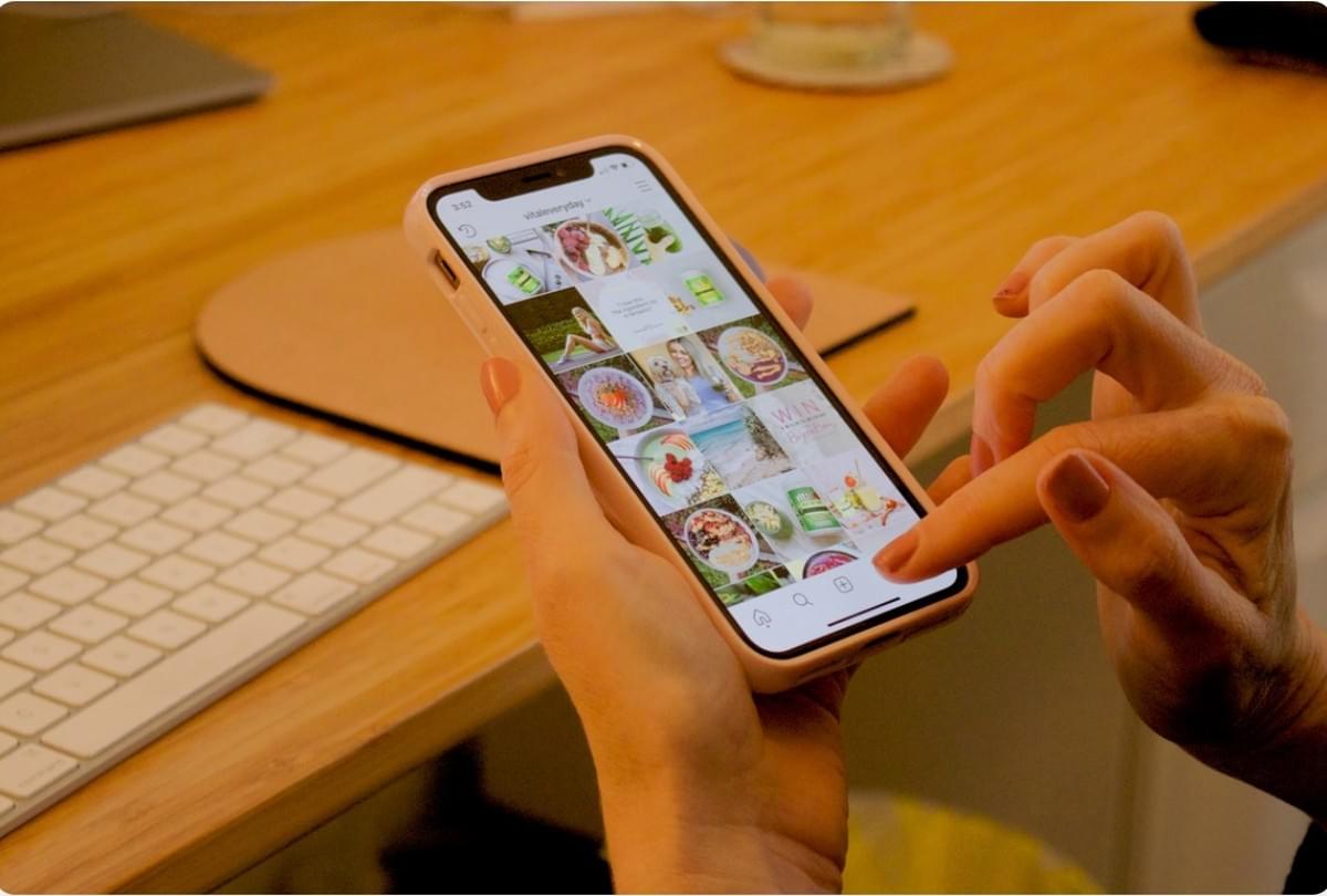 boeiende productdemonstratie op Instagram Stories voor bedrijven