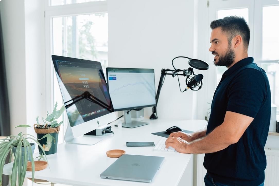 De Seguidores a Fãs: Aproveitando o Poder das Influenciadoras de Marca